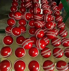 Balles de cricket en caoutchouc de qualité supérieure, choix des joueurs professionnels, avec couleur et nom de marque personnalisés, prix raisonnable, Pakistan - Product Image 2