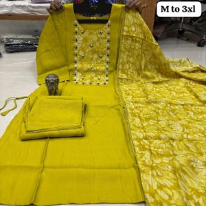 Hermosa muselina con estampado de mano Kurti Pant y Dupatta Woman Fashion Fabricante y proveedor de Surat - Product Image 1