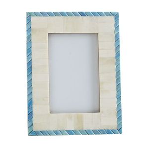 Cadre photo artisanal moderne minimaliste en os et corne naturels, écologique - Product Image 3