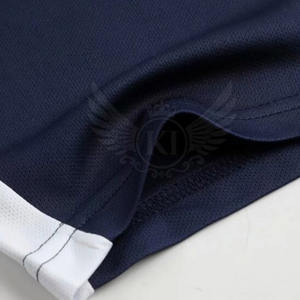 Los uniformes de fútbol unisex más populares, material de poliéster transpirable con diseño de logotipo personalizado para niños y hombres, suministrados por la fábrica - Product Image 5