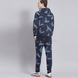 Elegante Chándal de Invierno para Hombre con Mangas Largas y Pantalones con Capucha, Corte Regular, Forro Polar Transpirable de Alta Calidad para Ropa Urbana - Product Image 5