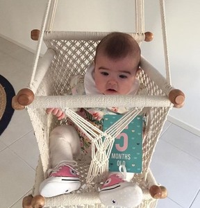 Jouet le plus vendu 2023, cadeau pour bébé pour enfants, balançoire pour bébé en macramé - Product Image 1