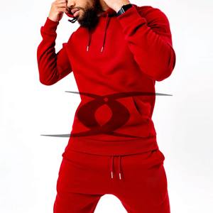 Conjunto personalizado de Sudadera con capucha recortada con diamantes de imitación y pantalones de chándal acampanados, chándal para hombre - Product Image 1