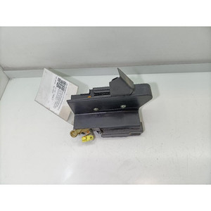 Serrure avant gauche DACIA Sandero Série II 805038956R K9K872 (12>20) - Product Image 2