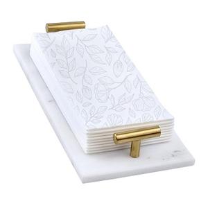 Plateau de service fini or avec poignées en métal Décor de table élégant et accents d'ustensiles de cuisine Plats et assiettes - Product Image 2