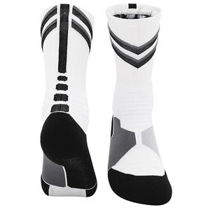 ถุงเท้าพิมพ์ซับลิเมชั่นแบบไม่เหมือนใครถุงเท้าพิมพ์ลายสีสุดอินเทรนด์สำหรับ2025 - Product Image 3