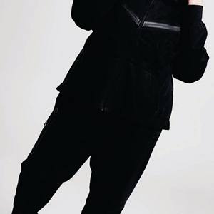 Logo de marque personnalisé 69% coton 31% polyester noir filles Tech polaire survêtement sweat à capuche zippé joggers pantalons de survêtement survêtement - Product Image 6