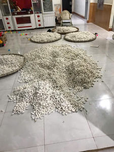 รังไหมสีขาวธรรมชาติสำหรับทอผ้าถักและผลิตภัณฑ์งานฝีมือที่ผลิตในเวียดนาม - Product Image 2