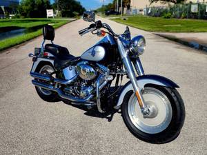 Motocyclette Harley-Davidson Fat Boy d'occasion à bas prix, modèle 2002, à vendre - Product Image 1