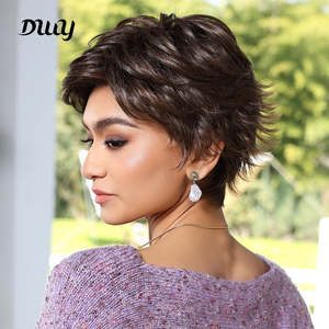 วิกผมสั้นสังเคราะห์ Kinsley-DWY สีน้ำตาลอ่อน แบบมีเชือกผูกด้านหน้า แสกได้ตามต้องการ วิกผมสังเคราะห์สีน้ำตาล - Product Image 4