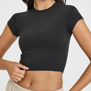 Camiseta de mujer de algodón 100% negra suave personalizada, informal, suave, ligera, transpirable y elegante, camiseta de entrenamiento de gimnasio de ajuste relajado de diseñador - Product Image 1