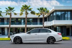 MERCEDES BENZ (CLASE C C200) USADO 2024, 250Hp, Kilometraje (12,000Km), TRANSMISIÓN AUTOMÁTICA - Product Image 4