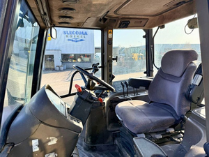 Nuevo sistema de control dual New Holland M100 - Product Image 5
