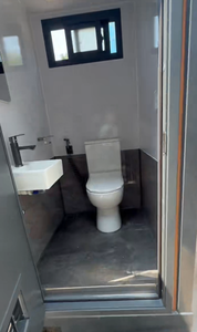 Baño Portátil con Ducha Combinada, Unidad Sanitaria Móvil Todo <span class=keywords><strong>en</strong></span> Uno para Campamentos, Obras de Construcción y Uso <span class=keywords><strong>en</strong></span> <span class=keywords><strong>Emergencias</strong></span> - Product Image 4