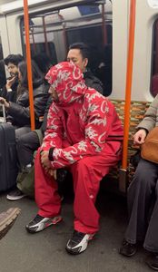 Vestes coupe-vent matelassées à capuche imperméables pour hommes sur mesure, vêtements de rue décontractés pour l'hiver - Product Image 4