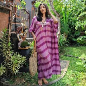 Tendance estivale Tie-Dye Beach Style Robe caftan pour femmes Long Loose Capes avec Solid Ethnic Indian Pattern Casual Bohemian Style - Product Image 1