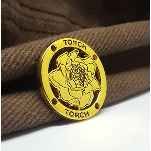 Etiqueta Redonda de Aleación de Zinc Fundida a Presión para Decoración de Bolsas y Prendas - Emblema Ecológico - Product Image 2