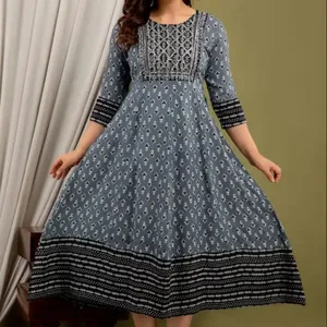 Rayon Lange Geborduurde Paraplu (Anarkali) Kurti Met 52 "Flair 50 + Lengte Zware Rayon Kwaliteit M2xxl