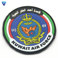 Fabricant OEM Personnalisé Logo Koweït Arabie Saoudite Écusson en Caoutchouc PVC Souple en Relief 3D pour Vêtements