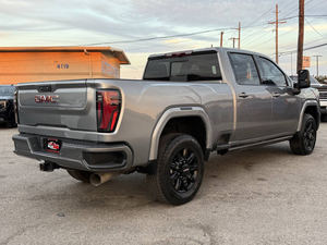 Increíble Camioneta <span class=keywords><strong>GMC</strong></span> <span class=keywords><strong>Sierra</strong></span> 2500HD AT4 Gris 2025 Usada, Asientos <span class=keywords><strong>de</strong></span> Cuero, Techo Corredizo, SUV, con el Mejor <span class=keywords><strong>Precio</strong></span>, Camioneta <span class=keywords><strong>de</strong></span> Calidad - Product Image 2