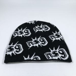 Gorro de Invierno Acrílico Negro de Alta Calidad, Personalizado, Unisex, con Estampado Completo, sin Puños, Tipo Beanie - Product Image 4