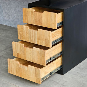 Bureau de jeu réglable en hauteur 160x70cm avec un design élégant, surface en MDF carbone, pieds de meuble GD68065 pour salle de jeu - Product Image 6