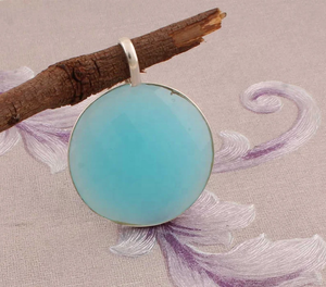 Pendentif et breloque en argent sterling 925 avec pierres précieuses en onyx naturel de haute qualité avec placage à l'or - Product Image 2