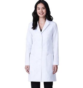 Blouse de laboratoire de gommage médical en denim élégant complétant votre tenue de soins de santé avec un design de fonctionnalité pratique - Product Image 3