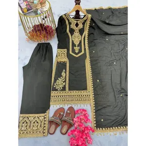 ชุดเสื้อปักลายและกางเกงปาลาซโซสำหรับผู้หญิง - Product Image 2