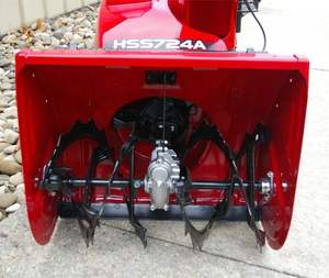 Souffleuse à neige autoportée Honda HSM1380I et Troy-Bilt STORM 2840 avec moteur haute pression et composants d'engrenage, garantie de 2 ans - Product Image 3