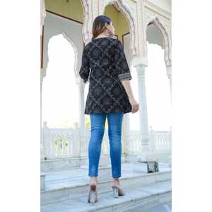 Chemisiers et chemises Kurta droits Bandhani en coton mélangé confortable pour femmes - Product Image 1