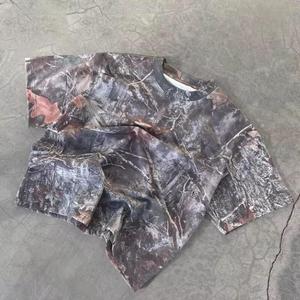 เสื้อยืดโอเวอร์ไซส์สำหรับผู้ชายเสื้อฮิปฮอปสตรีท320กรัมเสื้อครอปทรงบ็อกซี่ทรงลำลองปักลายแบบหรูหราออกแบบได้ตามต้องการ - Product Image 2