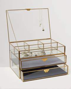 Joyero de metal hecho a mano de diseño antiguo con tallas intrincadas Estilo Vintage elegante almacenamiento para accesorios preciosos - Product Image 5