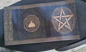 Cubiertas de diario de cuero repujado hechas a medida para carpetas de libros y fabricantes de diarios con patrones de estrellas ideales para reventa - Product Image 2