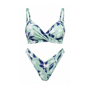 Traje de Baño Moderno para Mujer, Diseño de Dos Piezas, Tela Cómoda, Braguita de Cintura Alta, Colección para Viajes a la Playa y Vacaciones de Verano - Product Image 1