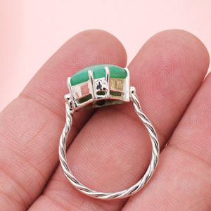 Vente en gros de bague torsadée en pierre précieuse onyx vert naturel 925 bijoux pour femmes en argent sterling massif faits à la main pour les mariages - Product Image 5