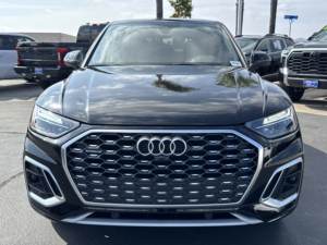 Audi Q5 Sportback S line Premium Plus 2024 Usado en Buen Estado - Product Image 2