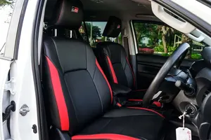 Toyota Hilux 2023 d'occasion, conduite à gauche/droite - Product Image 4