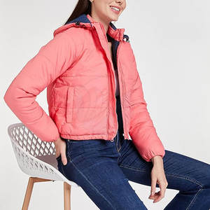 เสื้อแจ็คเก็ตผู้หญิงคุณภาพสูงทรงเข้ารูปสำหรับฤดูหนาว ผลิตจากผ้าขนสัตว์และไนลอน ระบายอากาศได้ดี ดีไซน์ทันสมัยบุด้วยผ้าขนแกะ - Product Image 3