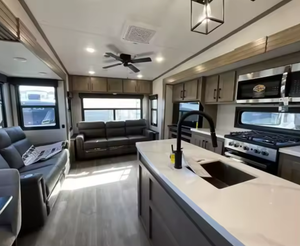 Nueva Autocaravana K-Z Rv D-u-r-a-n-g-o 333RLT 2025, Autocaravanas, Remolques de Viaje, Casas Rodantes - Product Image 3