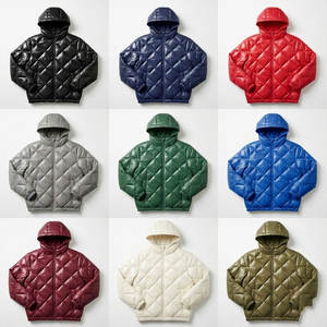 เสื้อแจ็คเก็ตพัฟเฟอร์สไตล์สตรีทแบบมันเงาสำหรับผู้ชาย เสื้อโค้ทขนห่านแบบมีฮู้ดขนาดใหญ่ กันลม เสื้อคลุมกันหนาวสำหรับฤดูหนาว รับผลิตแบบ OEM - Product Image 6