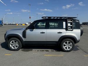 Land Rover Defender 110 P400 S MHEV 2020, conduite à droite, 3,0 L essence, transmission automatique à 8 vitesses, 400 ch, SUV/crossover 7 places - Product Image 2