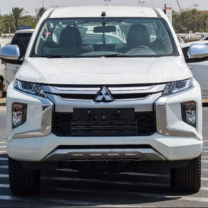 L200 Usada 2023-2024, Tracción en las Cuatro Ruedas, Volante a la Izquierda, Diésel, Asientos de Cuero, ACC, Automática, 6 Cilindros, SUV, Neumáticos R18, Cámara de 360°, Luces LED - Product Image 1