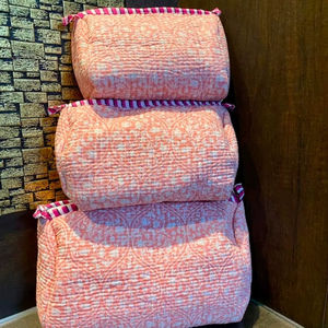 Women's Cotton Quilted <b>Wash</b> Bag Canvas <b>Travel</b> Cosmetic Pouch with Geometric Logo Pattern Zipper Case for Makeup Storage - Product Image 2