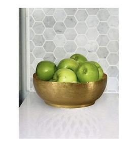 Bol de service en laiton exquis pour un décor de cuisine unique et des célébrations festives avec des détails sculptés à la main et une finition polie - Product Image 5