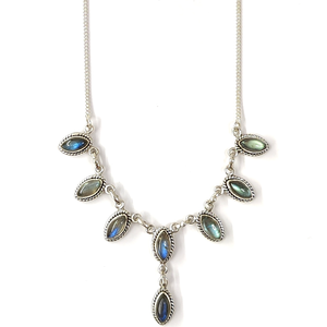 Collar de Piedras Preciosas de Labradorita Multicolor con Cabujón Marquise, Hecho con Plata Pura, Duradero e Hipoalergénico - Product Image 1