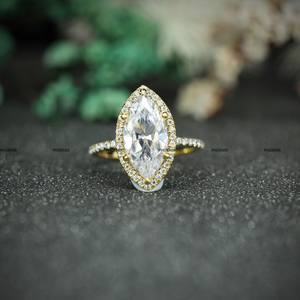 Anillo de Compromiso de Diseño con Halo de Moissanita Corte Marquesa de Lujo al por Mayor para Mujer, Anillo de Plata 925 Chapado en Oro Amarillo para Ella - Product Image 1