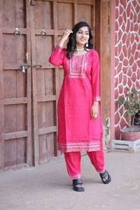 Conjunto de Kurta de viscosa bordado moderno para mujeres y niñas, estilo indio para fiestas, ropa pakistaní - Product Image 3