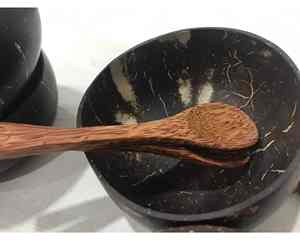 Tazón de cáscara de coco producido con método artesanal natural Tazón de cáscara de coco exportado a granel a compradores minoristas globales y mayoristas - Product Image 1