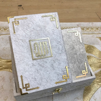 Cadeaux musulmans en gros 2022 Livre du Coran Conception personnalisée Coran sacré avec LED pour mariage Cadeau islamique